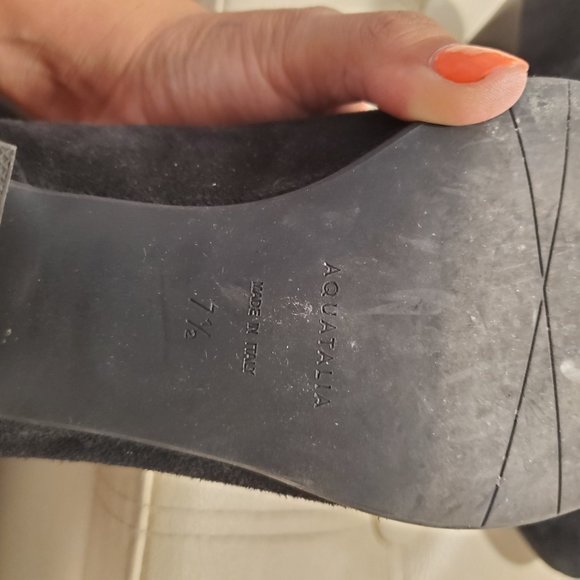 Aquatalia Black Suede Slip On Bootie Heels - Picture 3 of 6